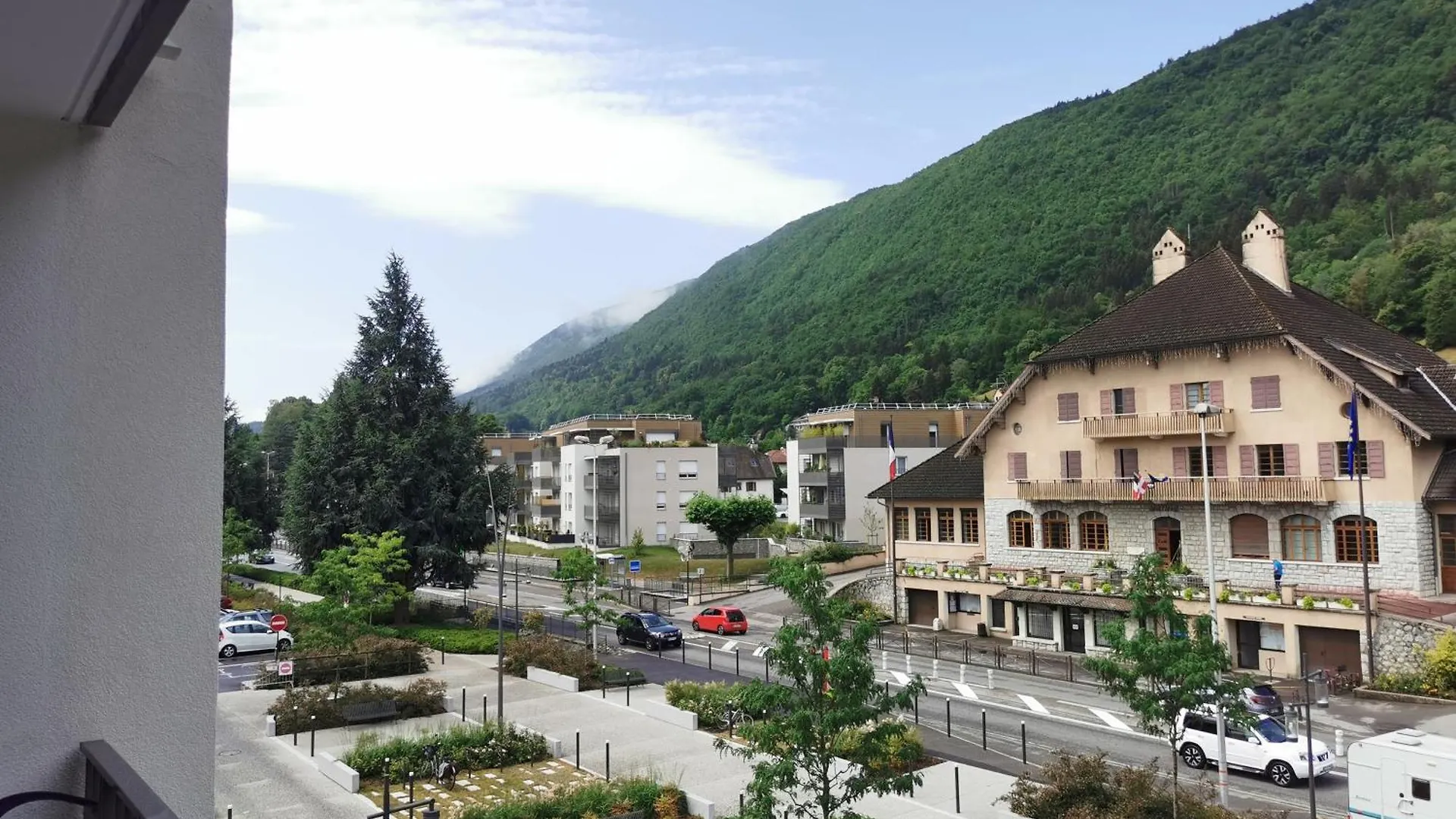 Apartment Semnoz & Lac - Wifi - Parking - Netflix - Balcon - Centre-Ville Sevrier